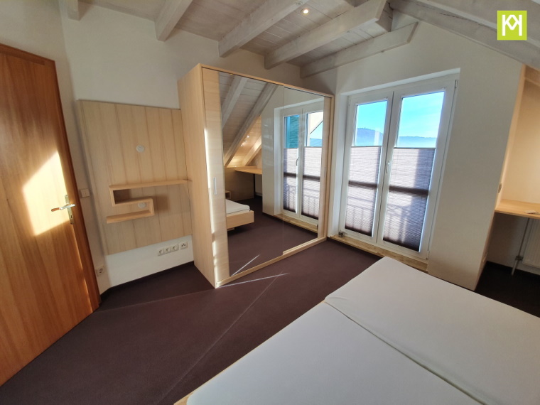 Schlafzimmerschrank